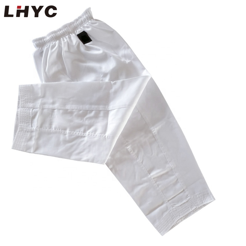 定制批准涤纶套装热销白色棉空手道制服